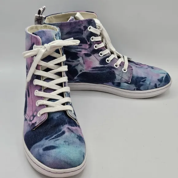 Dr. Martens Hackney tyedyeblue and pink design combat boots size 8
