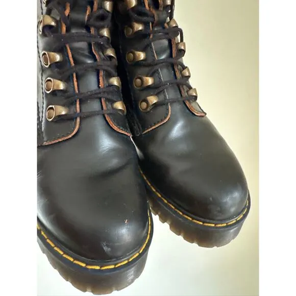 Dr. Martens Leona Boot in Vintage Smooth  Black - US Size 7
