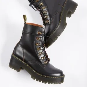 Dr. Martens Leona Boot in Vintage Smooth  Black - US Size 7