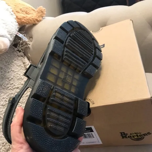 Dr martens sandals