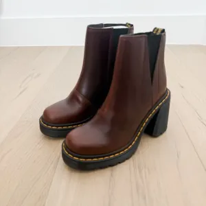 Dr. Martens Spence Chelsea Boots Size 5 Brown Leather Platform Heel Chunky NWOB