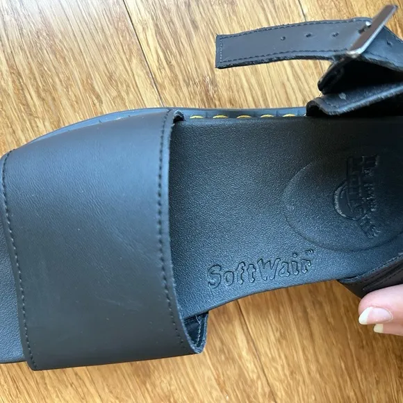 DR MARTENS Voss Leather Strap Platform Sandal