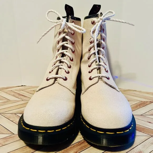 Dr Martens Women's 9 Leather Boots Cream Pink Combat Lace Up Doc 27655 Wedding