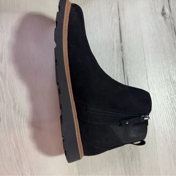 Dr. Scholl's Maryland Bootie in Black, Size 9.5M