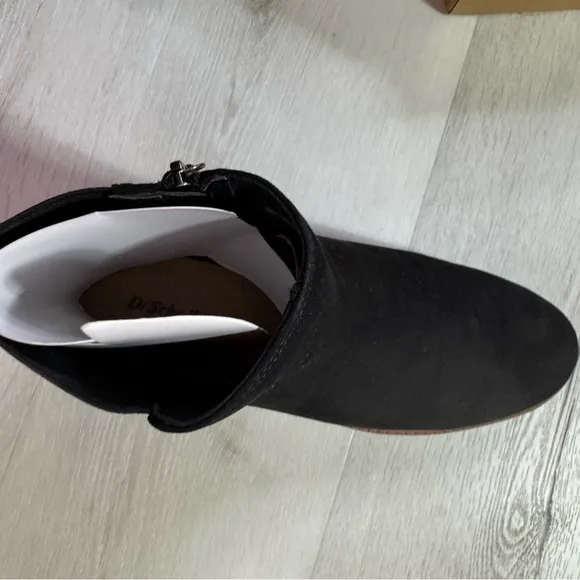 Dr. Scholl's Maryland Bootie in Black, Size 9.5M