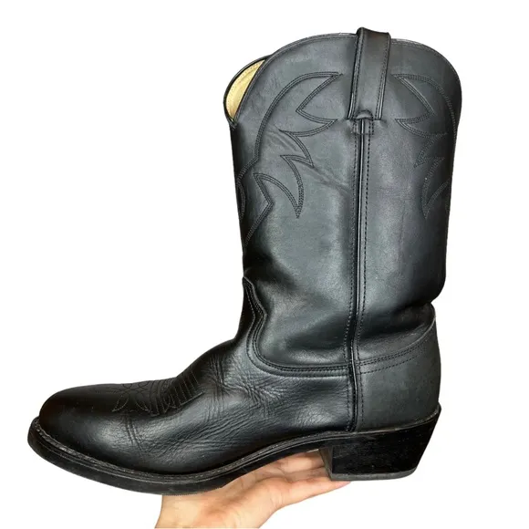 DURANGO Oil Resistant Black Leather Western Boots. Size 10.5