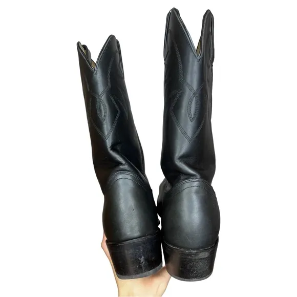 DURANGO Oil Resistant Black Leather Western Boots. Size 10.5