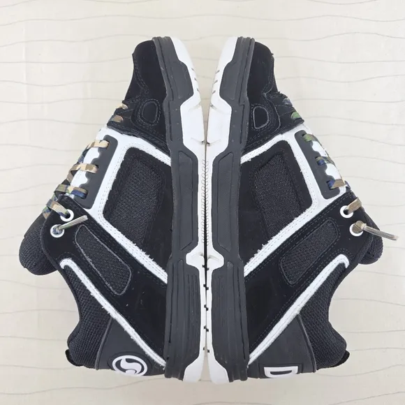 DVS Mens Comanche Black White Skate Shoes Sneakers DVF0000029 Size 9