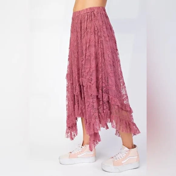 Easel “Festival Muse” Lace Midi Skirt | Ivory
