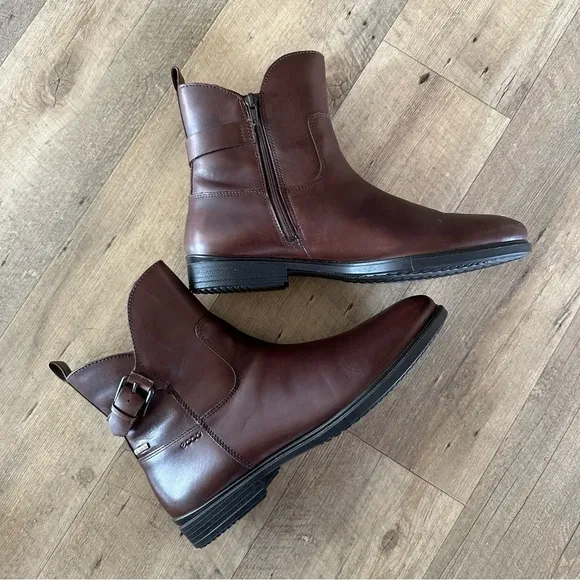 ECCO Saunter GX Goretex Brown Leather Bootie