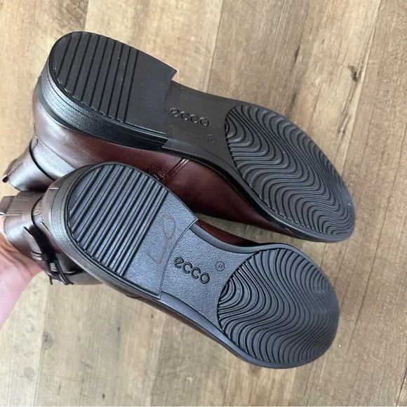 ECCO Saunter GX Goretex Brown Leather Bootie