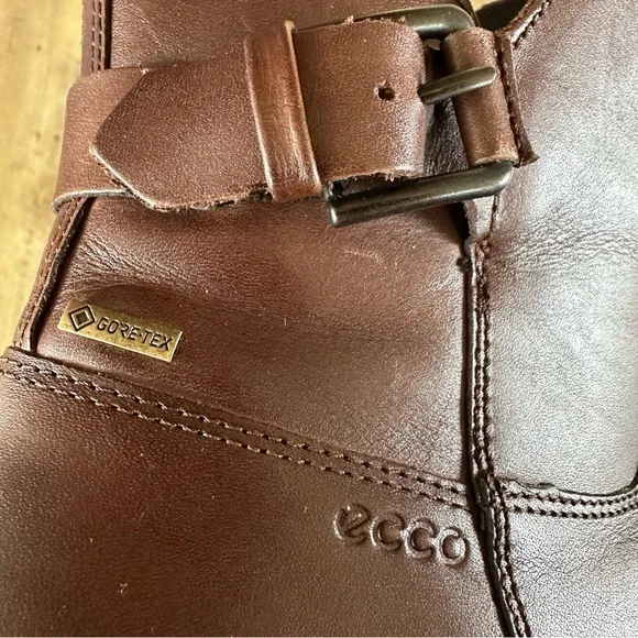 ECCO Saunter GX Goretex Brown Leather Bootie