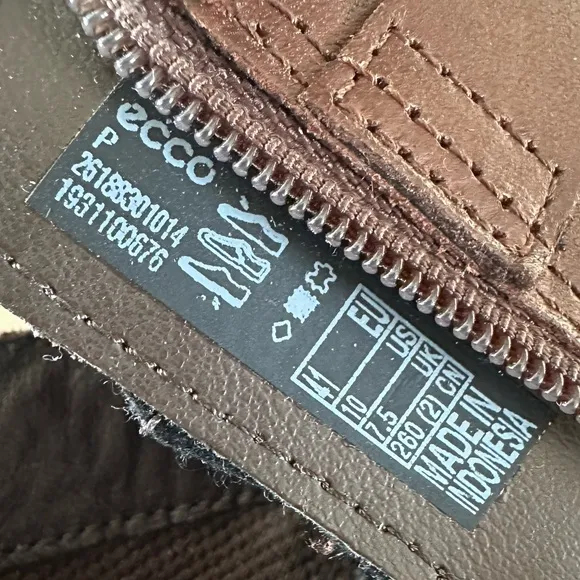 ECCO Saunter GX Goretex Brown Leather Bootie