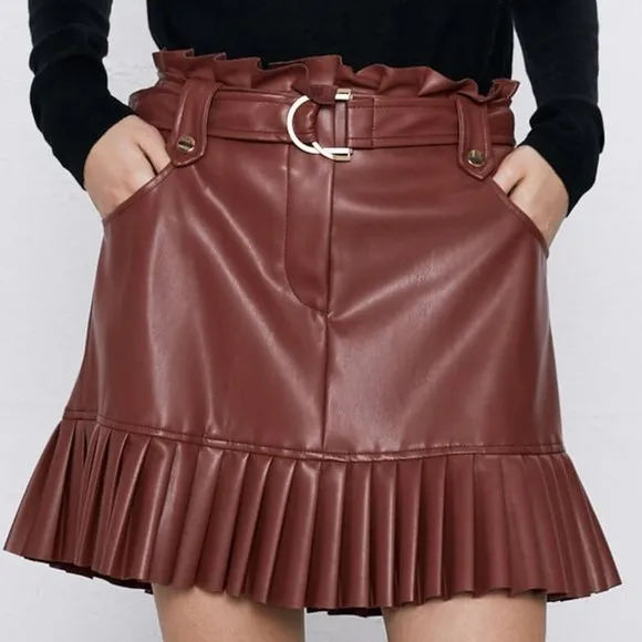💥EFFORTLESSLY CHIC💥 Pleated Belted Leather Skirt in Rouge Brown