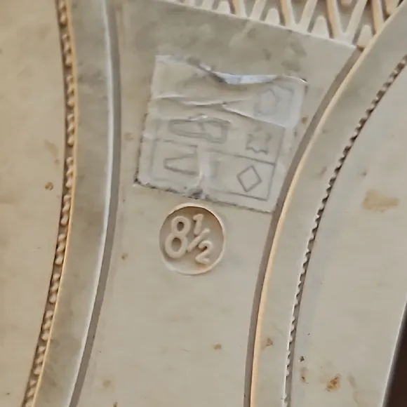 EILEEN FISHER Sandals