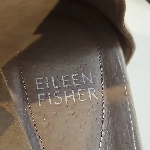 EILEEN FISHER Sandals