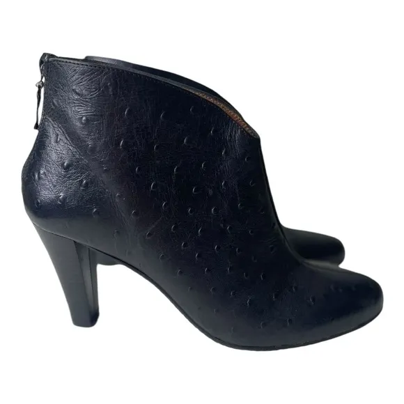 Eric Michael Women’s Black Leather Heeled Ankle Boots