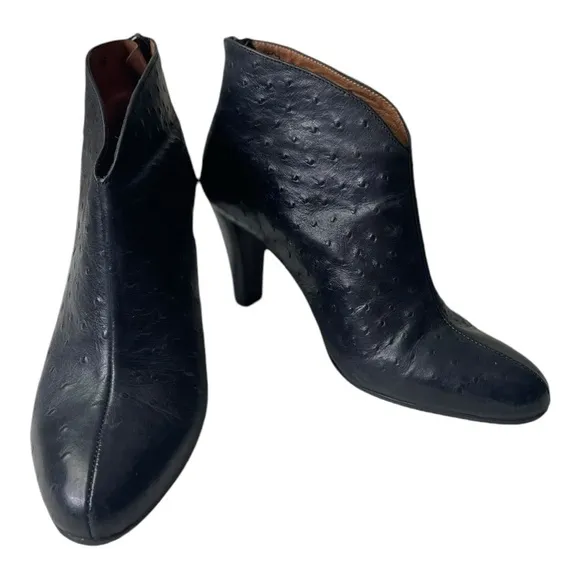 Eric Michael Women’s Black Leather Heeled Ankle Boots