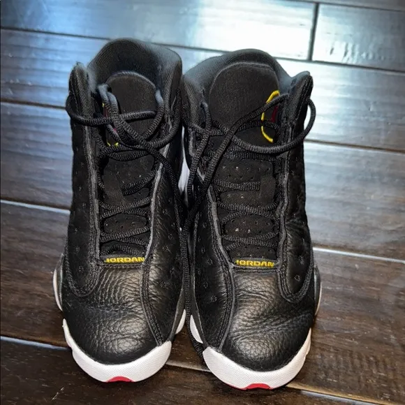 EUC UNISEX Jordan Air 13