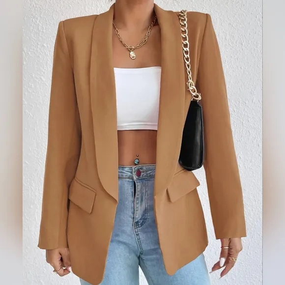 Evelyn Classic Collar Blazer - Tan