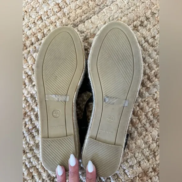 Fabiolas size 40 9-9.5 Black Suede Closed Toe Cross Espadrille Sandals SPAIN