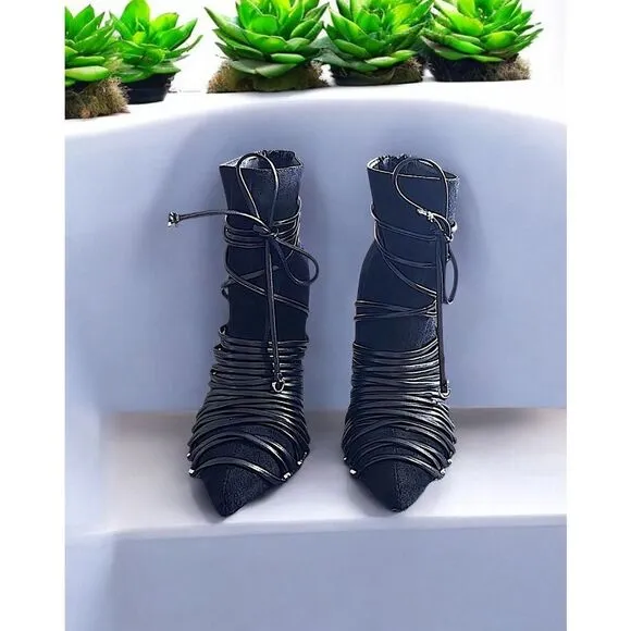 Fashion Nova Wrap Around Catalina Booties Boots - Size 7.5  ***Item: B3