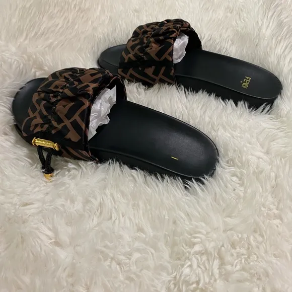 Fendi Women's Black and Brown Satin Slide Sandals Sz 8