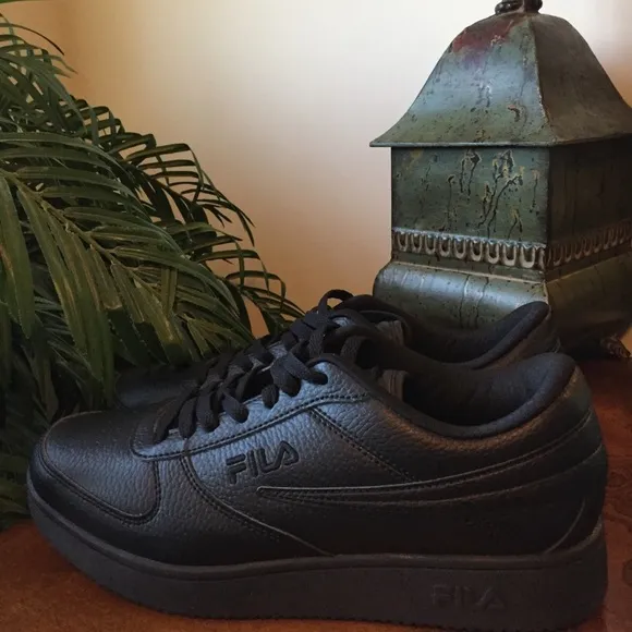 Fila A-Low Men’s Basketball Black Sneakers