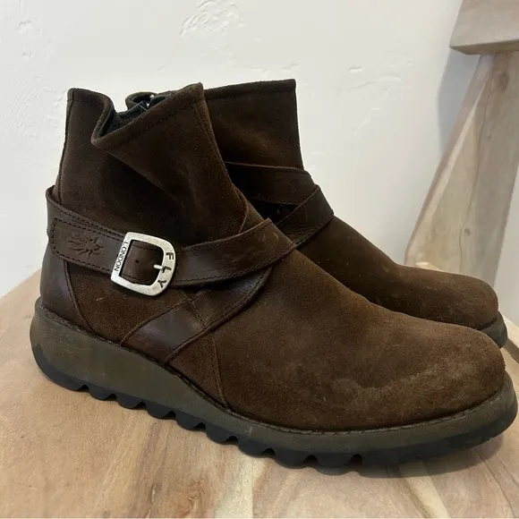 Fly London Sake Fly Boots Booties Brown Suede Wrap Around Strap Size 41 US 10