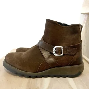 Fly London Sake Fly Boots Booties Brown Suede Wrap Around Strap Size 41 US 10
