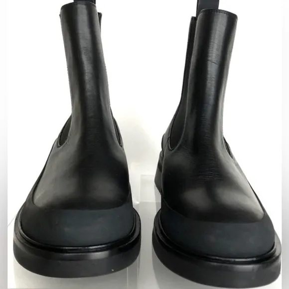 Frame Denim Women’s Le Holland Leather &amp; Rubber Chelsea Boot in Black size 9.5