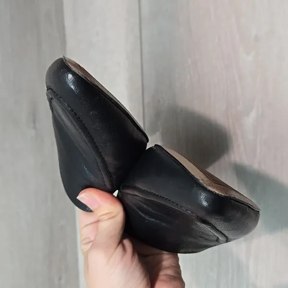 Franco Sarto Anthropologie Women's  Sela Black Leather Mules Pointed Toe Sz 8M