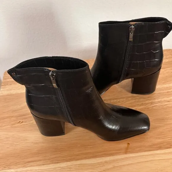 Franco Sarto Croc Embossed Leather Ankle Boots Block Heel Side Zipper Size 7