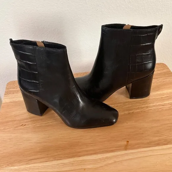 Franco Sarto Croc Embossed Leather Ankle Boots Block Heel Side Zipper Size 7