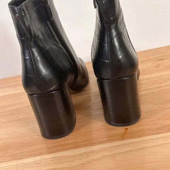 Franco Sarto Croc Embossed Leather Ankle Boots Block Heel Side Zipper Size 7
