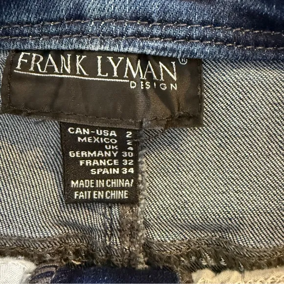 Frank Lyman Design Women's Blue Embellished Crystal Flowers Jeans Size 2