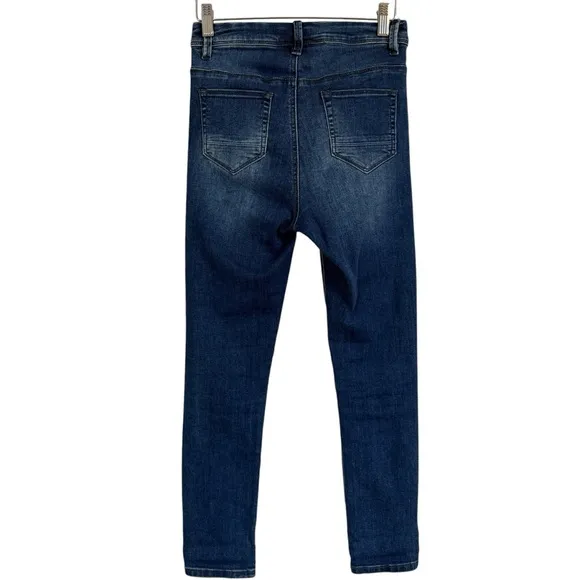 Frank Lyman Design Women's Blue Embellished Crystal Flowers Jeans Size 2