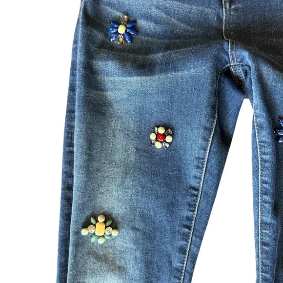 Frank Lyman Design Women's Blue Embellished Crystal Flowers Jeans Size 2