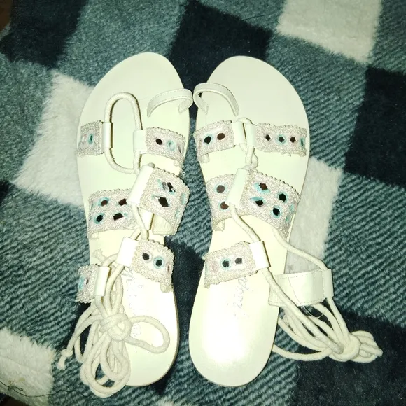 FREE PEOPLE Beige Crochet Lace Up Sandals - 9.5