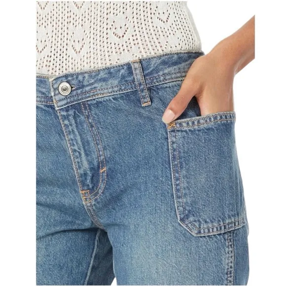 Free People Izzy Mid Rise Flared Jeans - Light Wash, Size 29, Boho Vintage Look