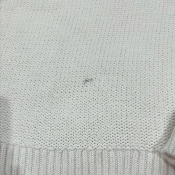 FREE PEOPLE white v-neck heavy gauge knit sweater
