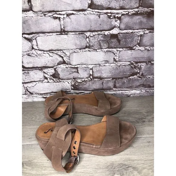 Free People Plum Taupe Suede Platform Ankle Strap Sandals Women Sz 38EU/7.5M US
