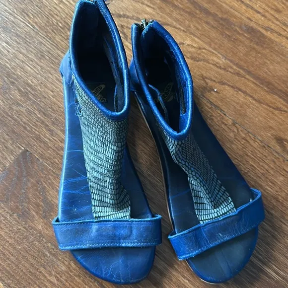 Freebird Blue Devil Sandals