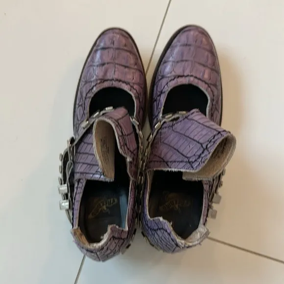Freebird by Steven Blade Croco Boots Leather Women Sz 8 purple