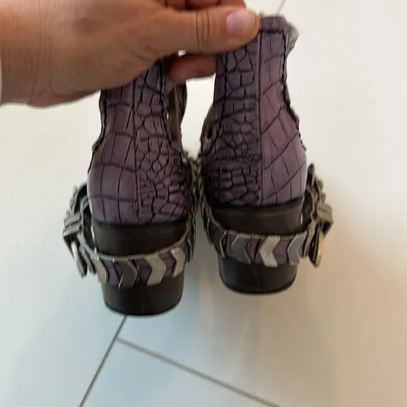 Freebird by Steven Blade Croco Boots Leather Women Sz 8 purple