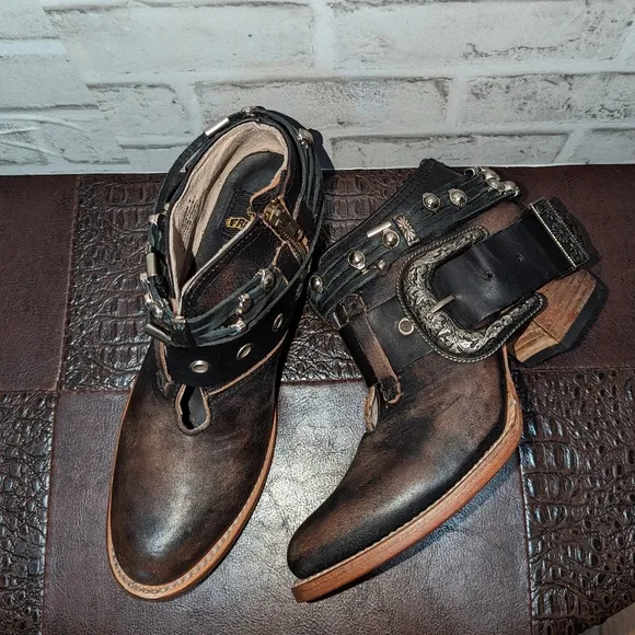 FreeBird by Steven Saloon Western Boots size 6
