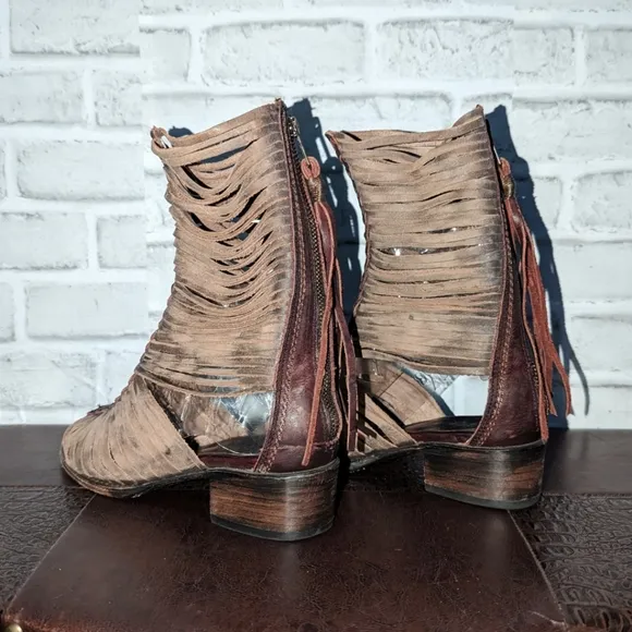FreeBird India Cage Cutout Boot Gladiator Sandals Boho Taupe Women's 7