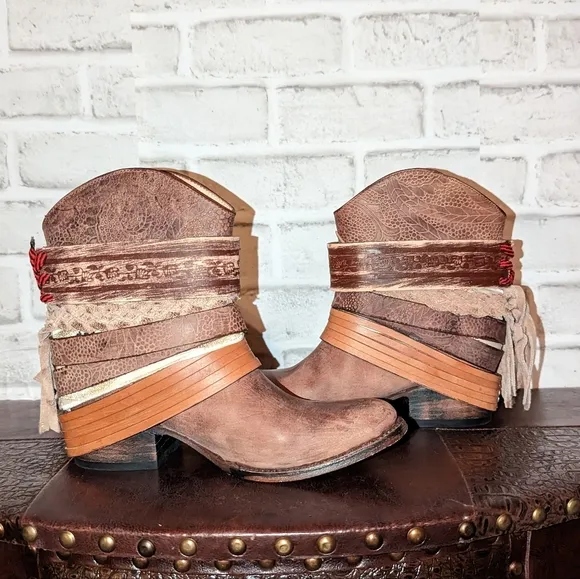 Freebird MEZCAL Brown Bootie size 6