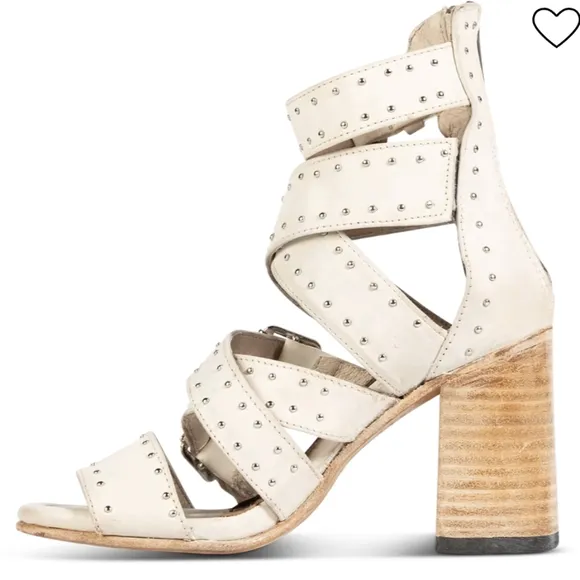 FreeBird TANICA White Sandals size 9