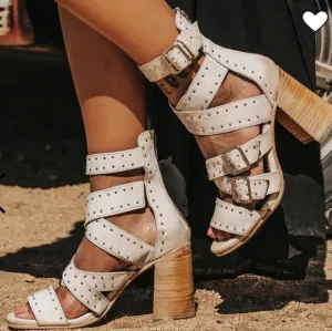 FreeBird TANICA White Sandals size 9